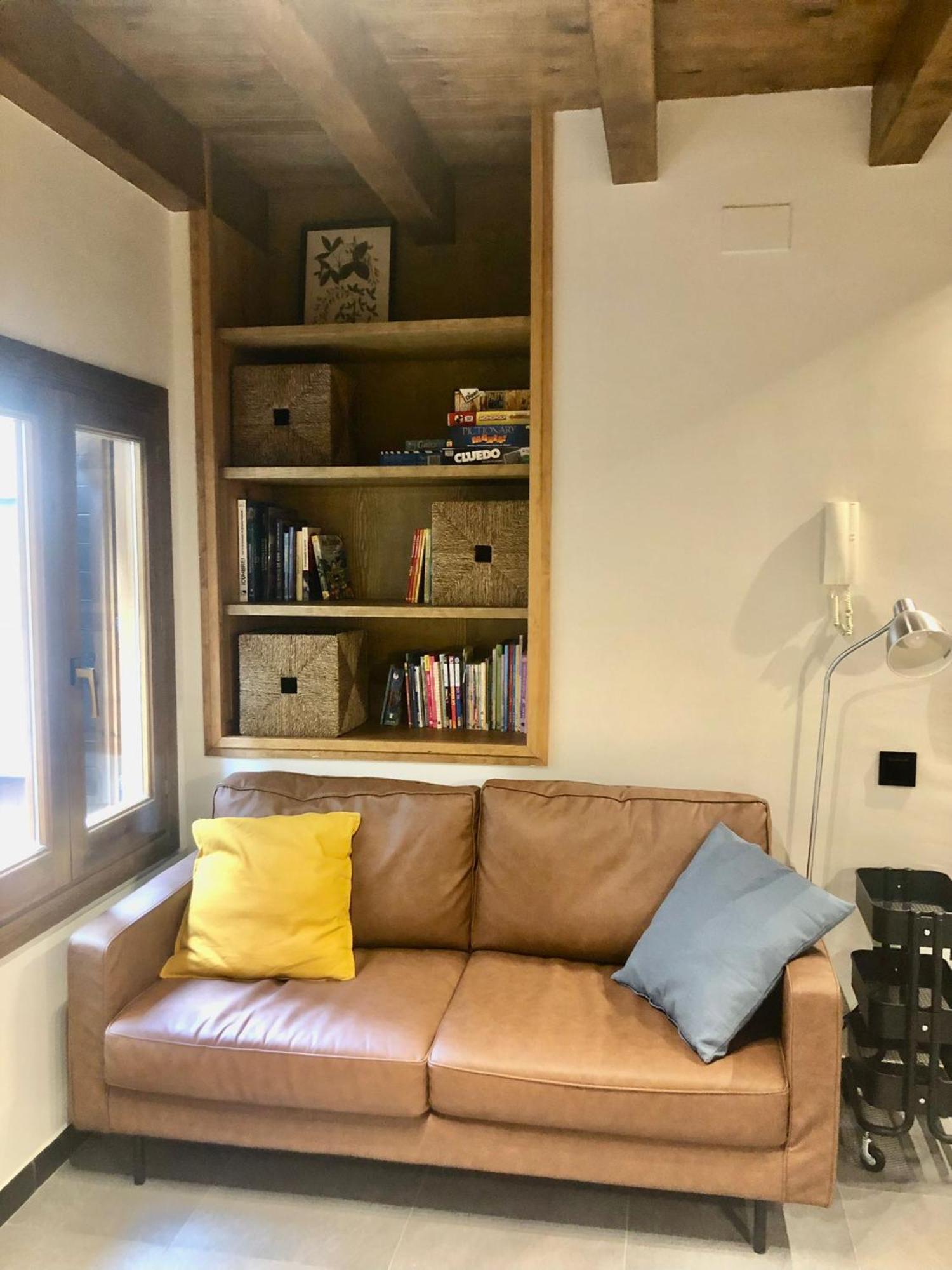 Apartamento Duplex En El Puente Historico, Gra De Fajol Кампродон Экстерьер фото